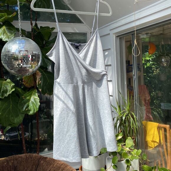 Forever 21 heather gray romper - Picture 6 of 10